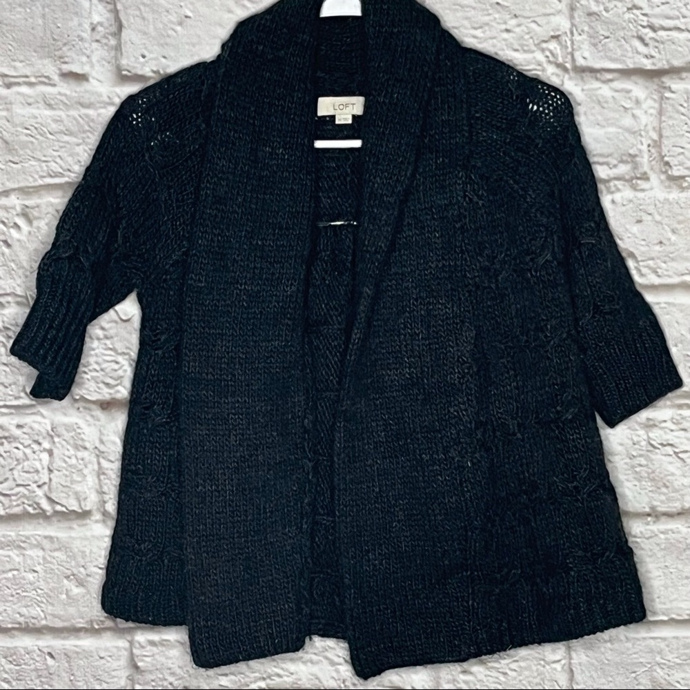 Ann Taylor Loft Sweater Cardigan‎ Women size xs